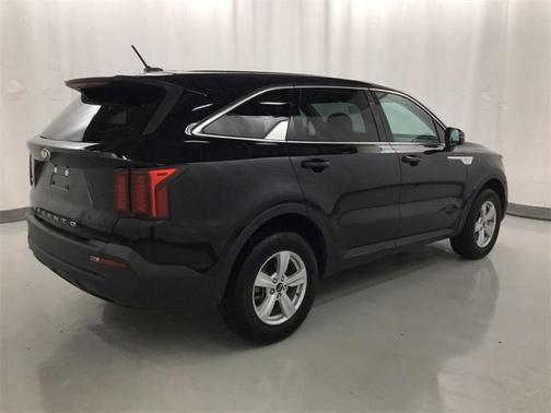 2021 Kia Sorento LX