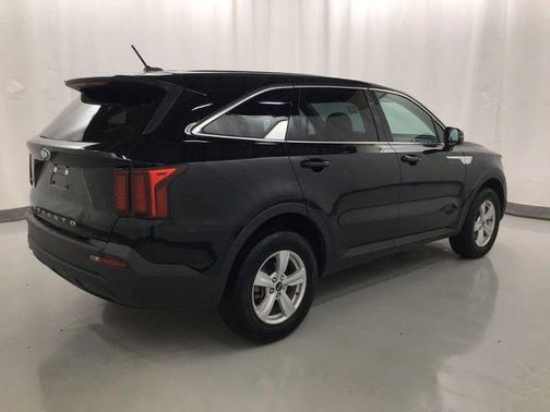 2021 Kia Sorento LX