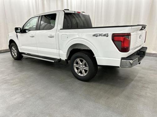 Star White Metallic Tri-Coat 2024 Ford F-150 XLT