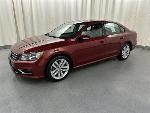 2019 Volkswagen Passat 2.0T Wolfsburg Edition
