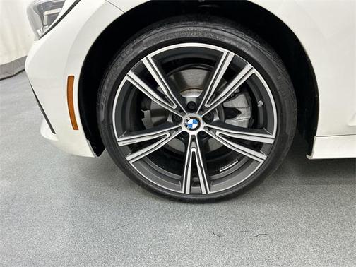2019 BMW 330 xDrive