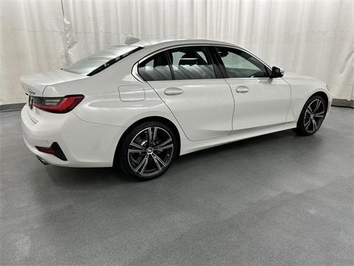 2019 BMW 330 xDrive