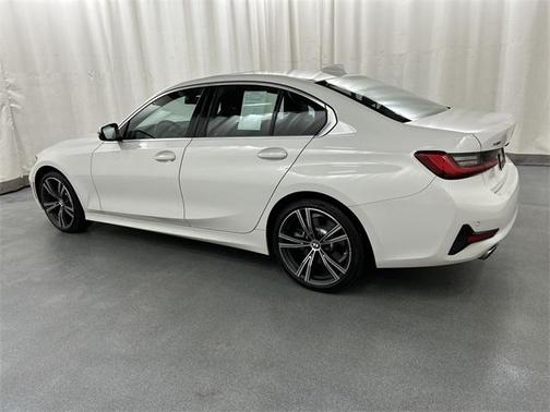 2019 BMW 330 xDrive