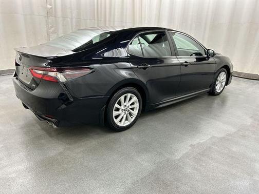 Midnight Black Metallic 2023 Toyota Camry SE