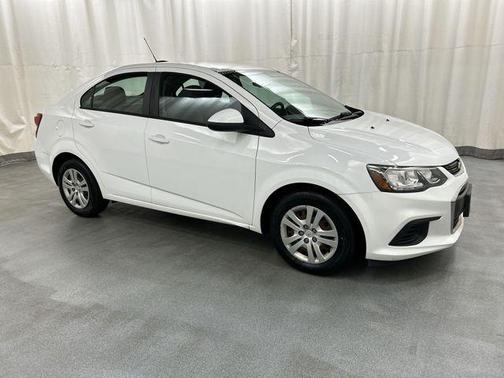 Summit White 2017 Chevrolet Sonic LS