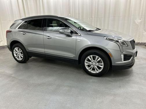 Argent Silver Metallic 2025 Cadillac XT5 Luxury