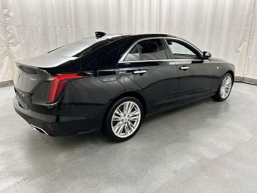 2022 Cadillac CT4 Premium Luxury