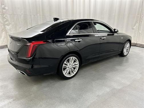2022 Cadillac CT4 Premium Luxury