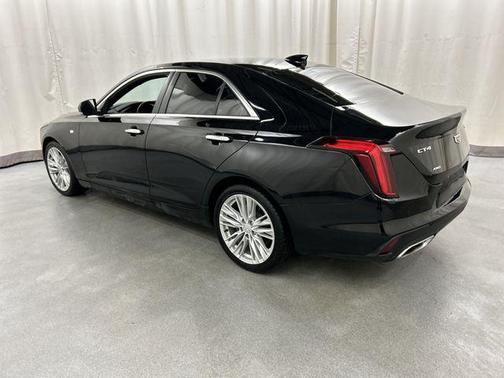 2022 Cadillac CT4 Premium Luxury