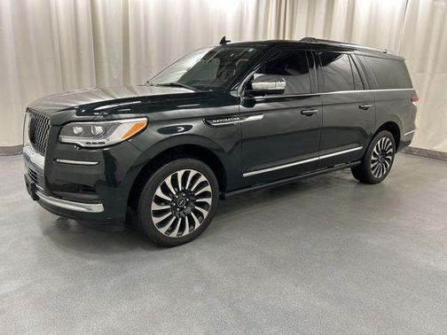 2022 Lincoln Navigator Black Label