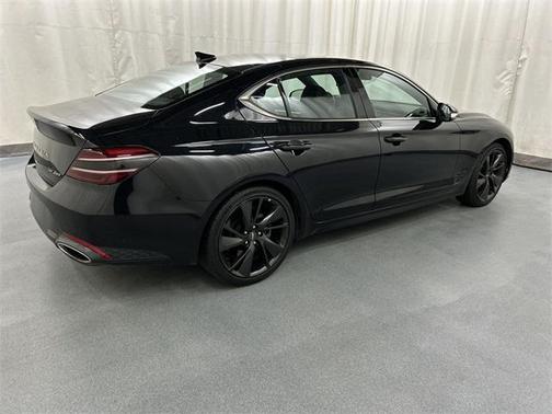2022 Genesis G70 3.3T AWD