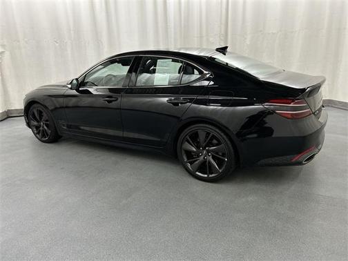 2022 Genesis G70 3.3T AWD
