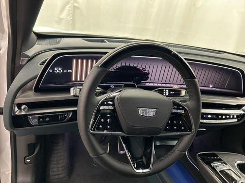 2025 Cadillac LYRIQ Sport