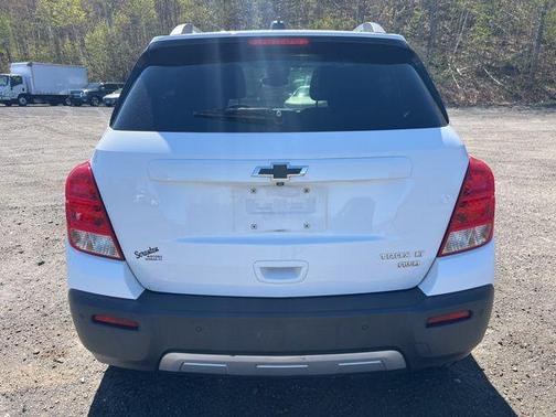 Summit White 2015 Chevrolet Trax LT