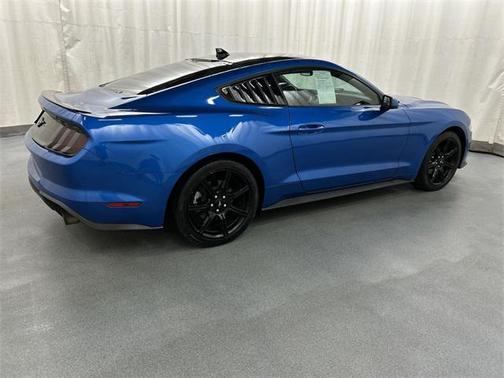 2020 Ford Mustang EcoBoost