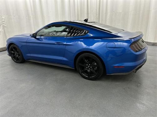2020 Ford Mustang EcoBoost