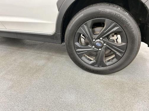 Crystal White Pearl 2025 Subaru Crosstrek Base
