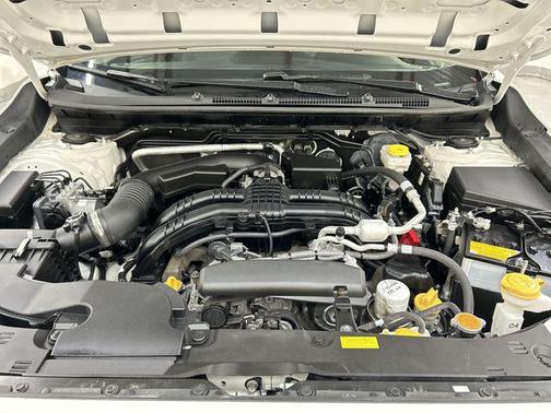 Crystal White Pearl 2025 Subaru Crosstrek Base