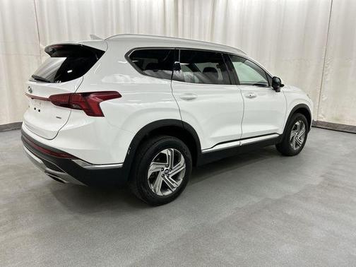 Quartz White 2022 Hyundai SANTA FE SEL 2.4