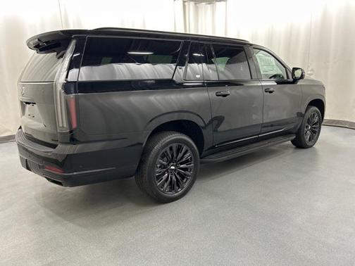 2025 Cadillac Escalade ESV Sport