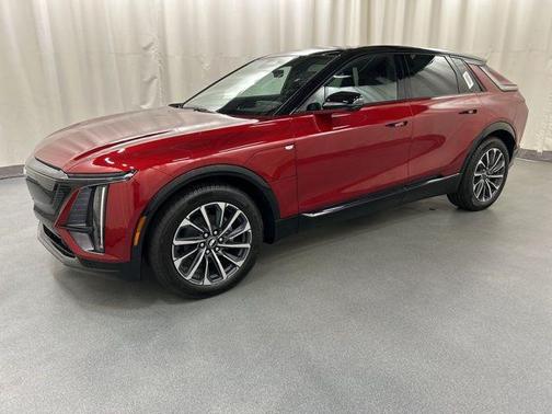 2025 Cadillac LYRIQ Sport