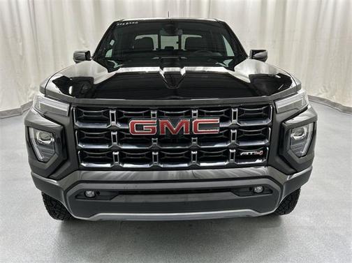 2024 GMC Canyon Base