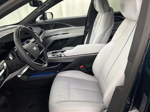 2025 Cadillac LYRIQ Luxury w/1SD