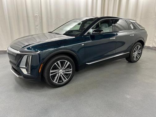2025 Cadillac LYRIQ Luxury w/1SD