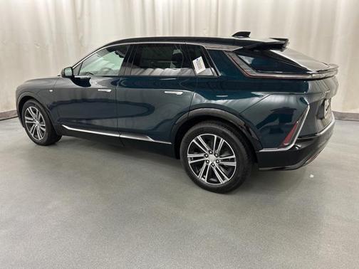 2025 Cadillac LYRIQ Luxury w/1SD