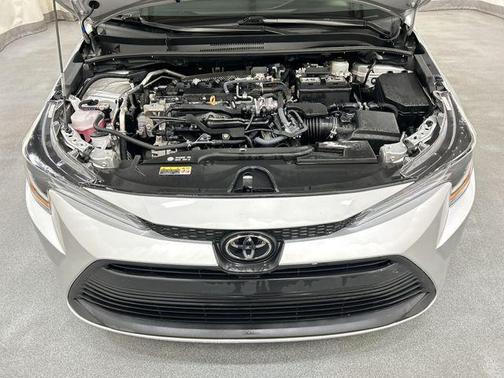 Classic Silver Metallic 2024 Toyota Corolla LE