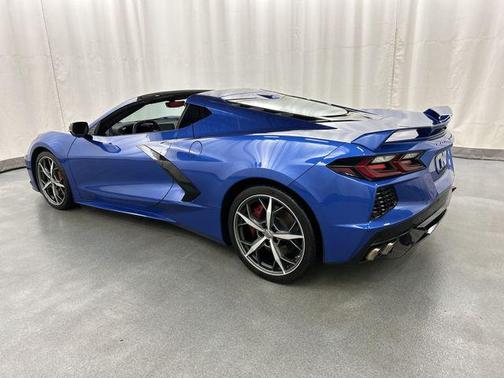 Elkhart Lake Blue Metallic 2021 Chevrolet Corvette Stingray w/3LT