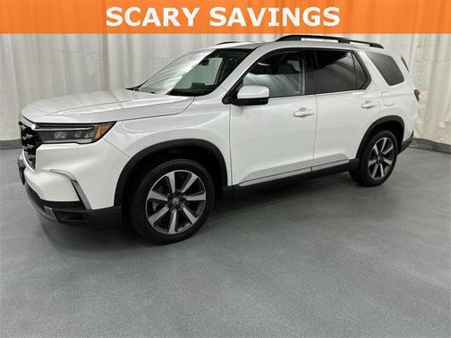 2024 Honda Pilot Touring 8-Passenger