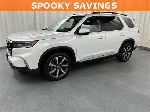 2024 Honda Pilot Touring 8-Passenger