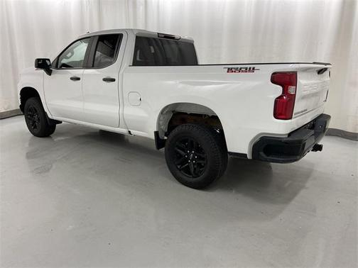 Summit White 2020 Chevrolet Silverado 1500 Custom Trail Boss