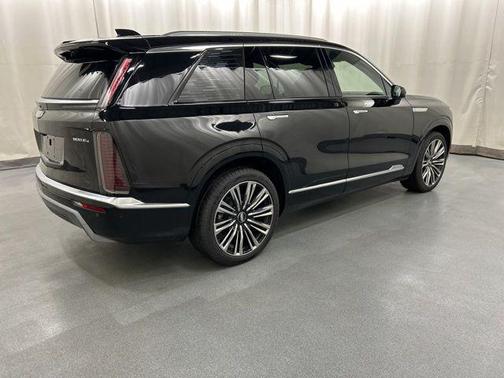 Stellar Black Metallic 2026 Cadillac VISTIQ Premium Luxury