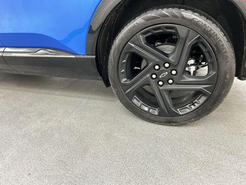 Riptide Blue Metallic 2026 Chevrolet Equinox EV RS