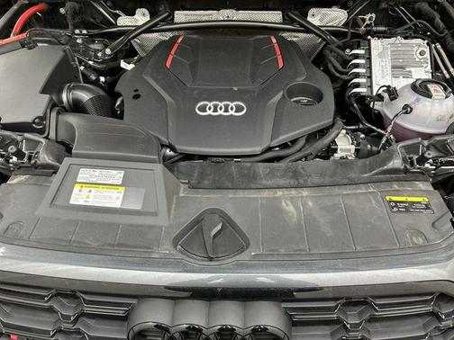 2025 Audi SQ5 3.0T Premium Plus