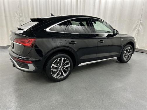 2023 Audi Q5 45 S line Premium Plus