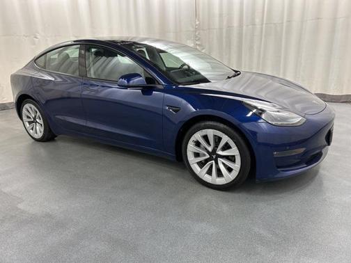 2022 Tesla Model 3 Long Range