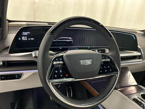 2026 Cadillac VISTIQ Luxury