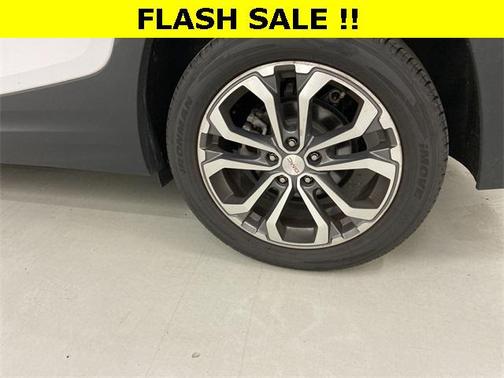Summit White 2021 GMC Terrain SLT