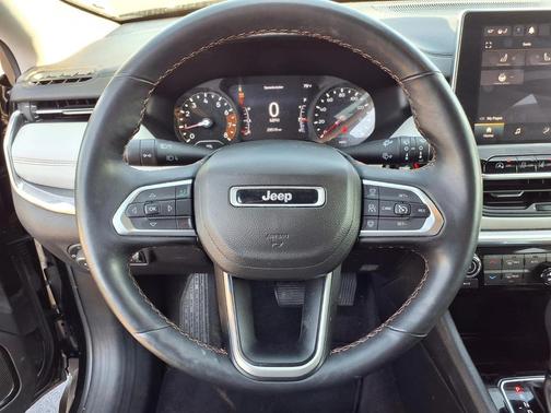 Black 2022 Jeep Compass Limited