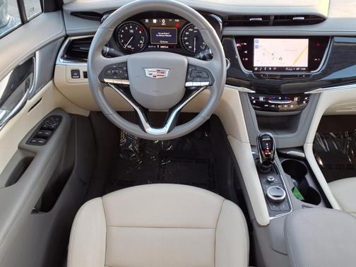 2023 Cadillac XT6 Premium Luxury AWD