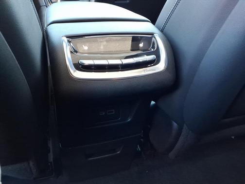 2023 Cadillac XT6 Premium Luxury AWD