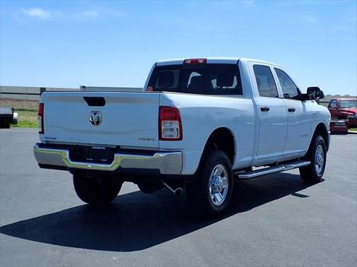 2022 RAM 2500 Tradesman Crew Cab 4x4 6'4' Box