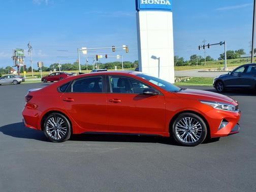 2023 Kia Forte GT-Line