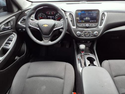 2024 Chevrolet Malibu FWD RS