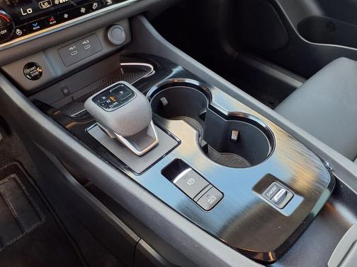 White 2025 Nissan Rogue SL