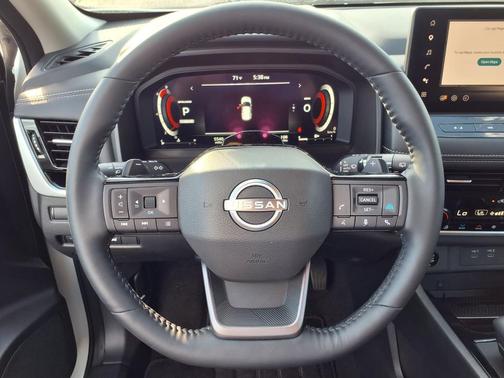 White 2025 Nissan Rogue SL