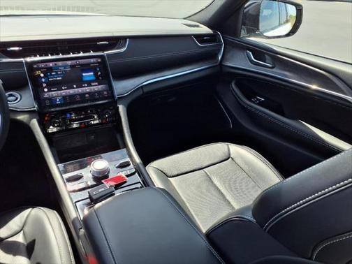 2024 Jeep Grand Cherokee Overland